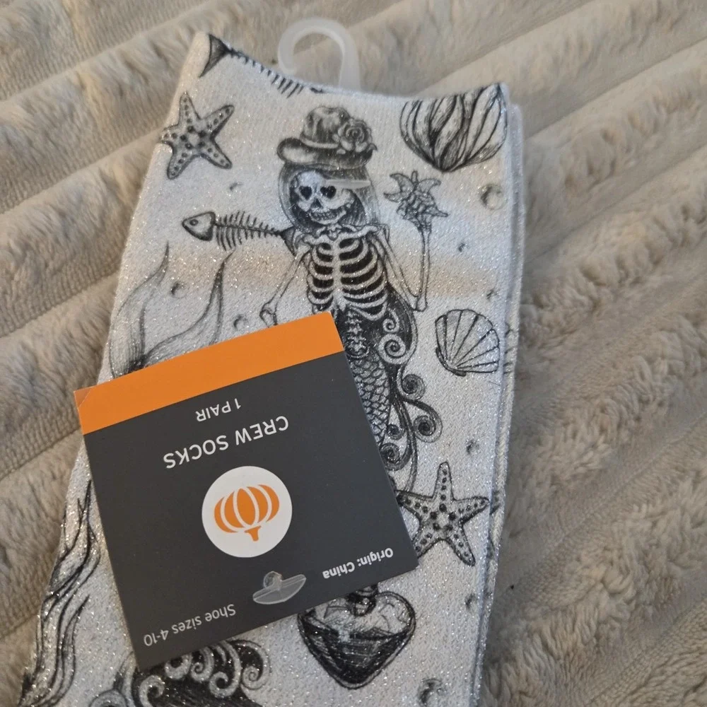 Sparkle White Women Crew Socks Skeleton Mermaid Glitter Seashell Halloween 4-10